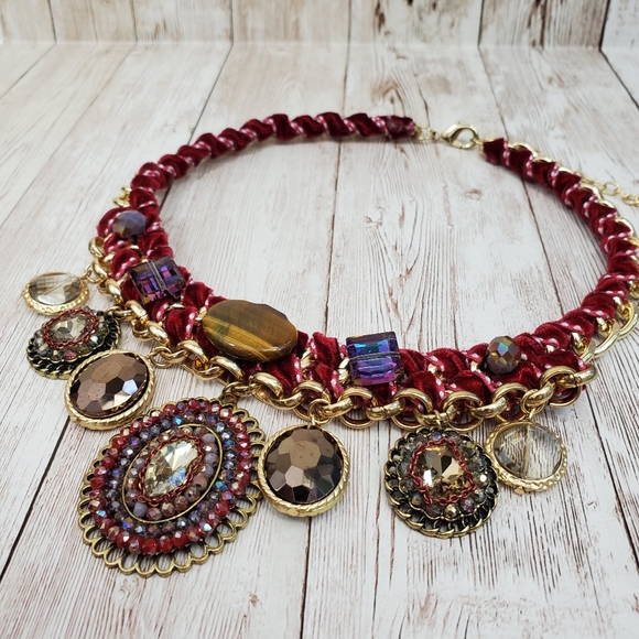 Vintage Beaded Pendant Necklace - Picture 2 of 10